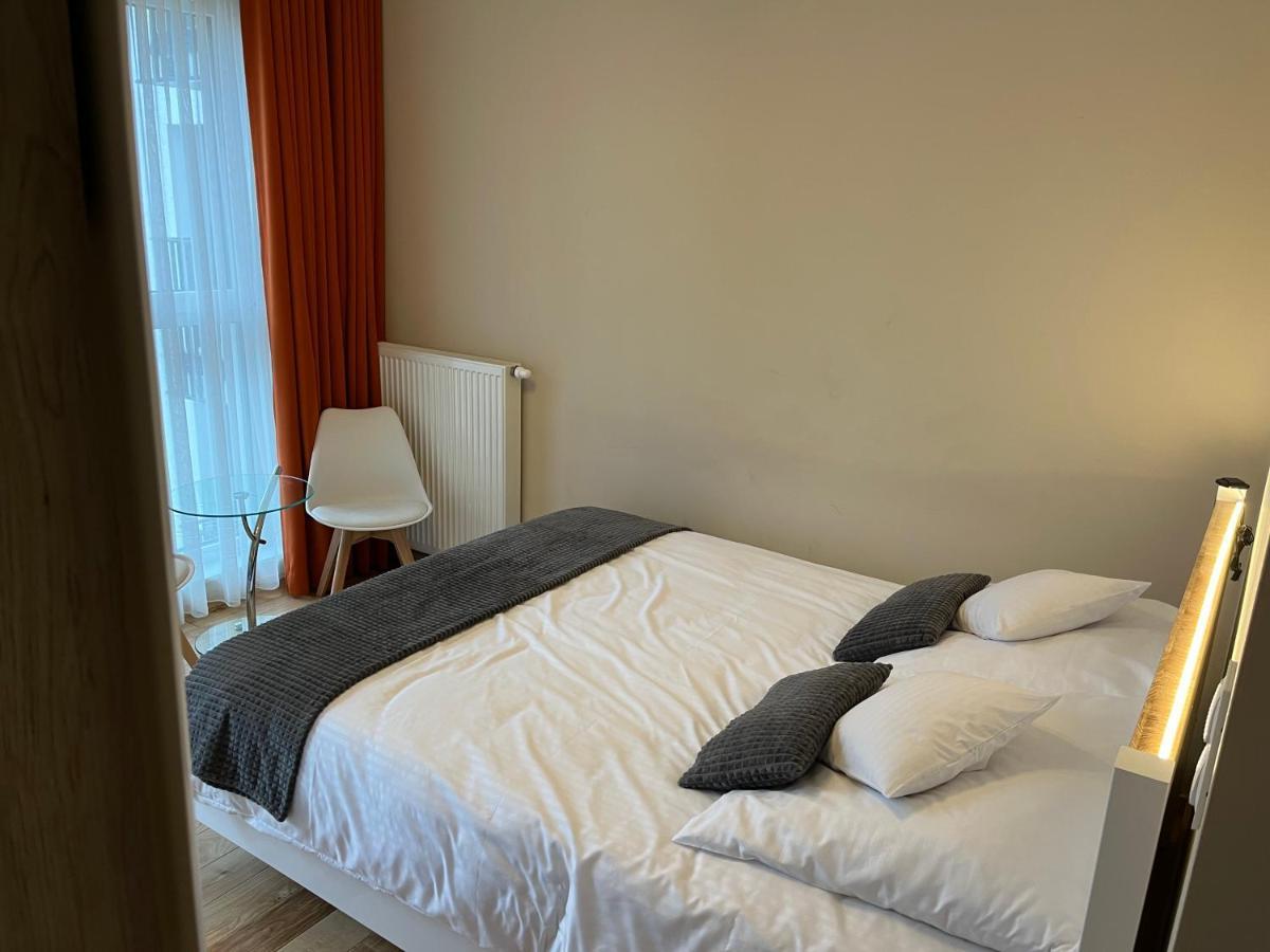 Garbary 84 Parking Free Poznan